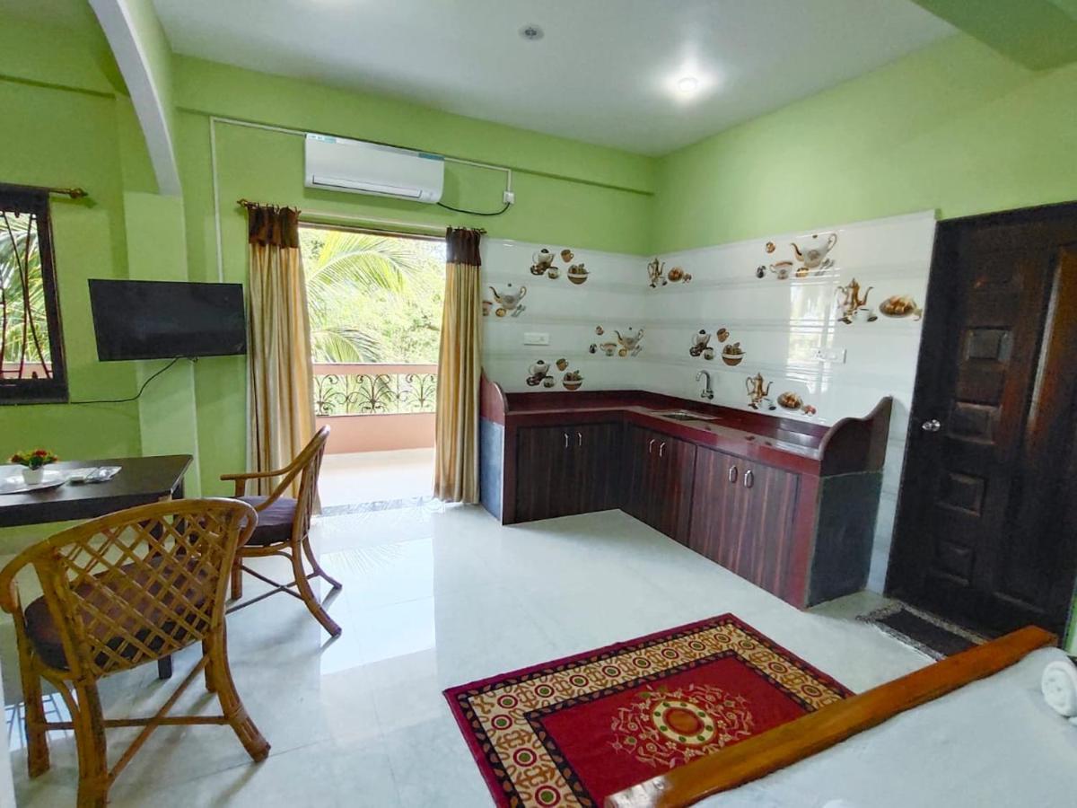 The Narrow Way Edward Guest House Candolim Exterior photo