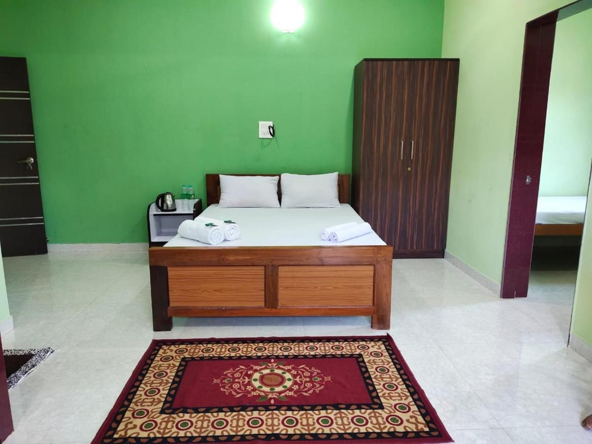 The Narrow Way Edward Guest House Candolim Exterior photo